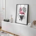 Poster abstract flamingo roz si forme geormetrice, living, postere perete, postere pereti, postere mari de perete, tablou poster, postere inramate, postere bucuresti, tablouri scandinave, poster 50x70, tablouri, postere romania, tablouri moderne, design interior