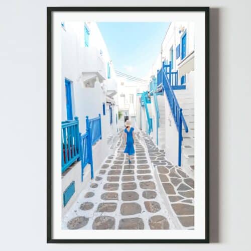 Poster strada goala dintr-un sat grecesc traditional din insula Mykonos, postere perete, postere pereti, postere mari de perete, tablou poster, postere inramate, postere bucuresti, tablouri scandinave, poster 50x70, tablouri, postere romania, tablouri moderne, design interior