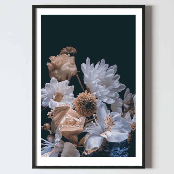 Postere perete buchet flori pe fond negru, postere perete, postere pereti, postere mari de perete, tablou poster, postere inramate, postere bucuresti, tablouri scandinave, poster 50x70, tablouri, postere romania, tablouri moderne, design interior